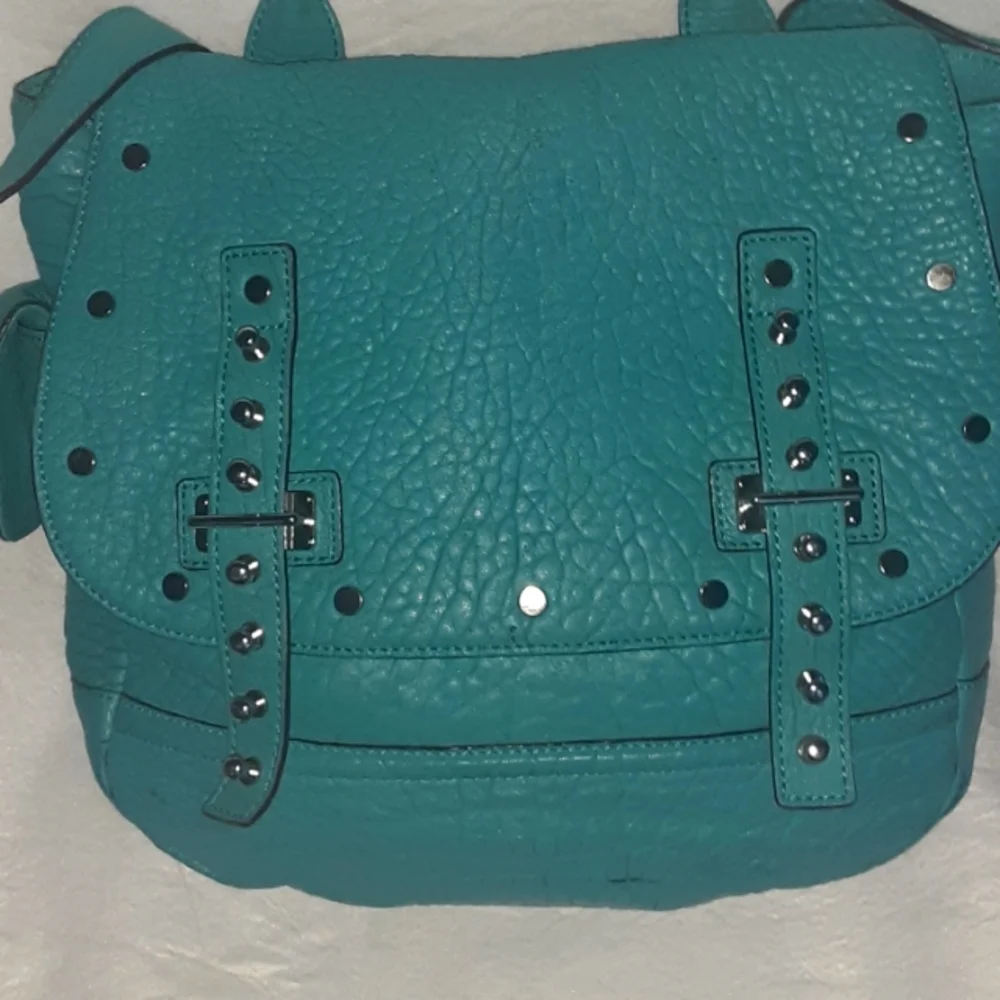 Rebecca Minkoff turquoise large pebbled leather crossbody bag. - Picture 2 of 12
